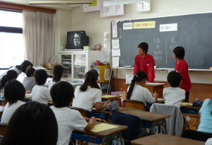 蕨北小学校での授業の様子